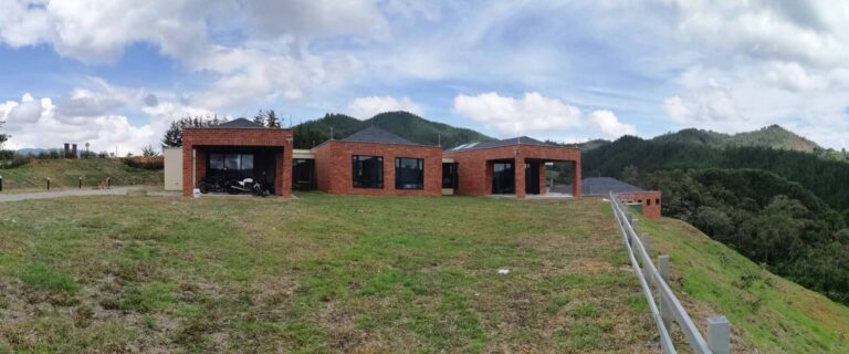 CASA VALVERDE: Diseño y Construcción de Casas Campestres